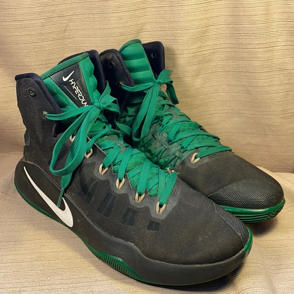 Nike 2016 Hyperdunk high sneakers super RARE